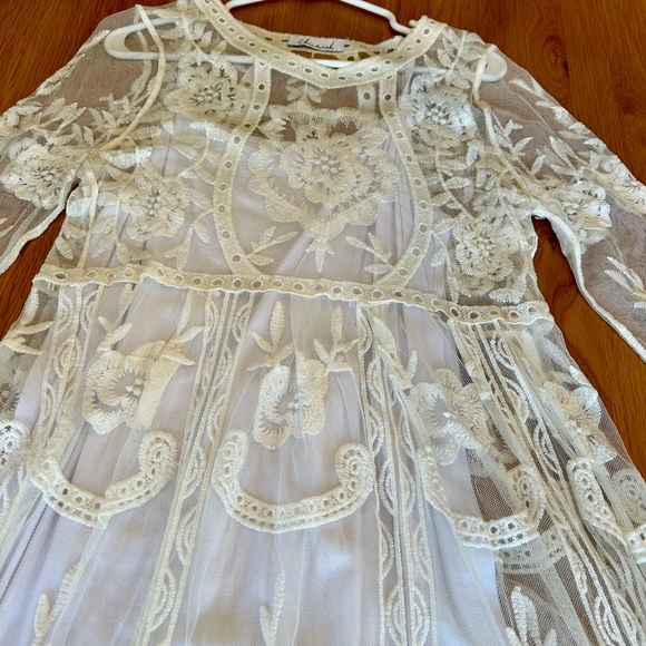 Chicwish size small lace dress. Perfect for bridal shower or bachelorette - Picture 1 of 7